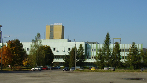 PiS chce sprzedać zachodnim firmom za psie pieniądze majątek warty biliony złotych