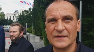 Paweł Kukiz: Policja powinna przejąć rasistowskich prowokatorów przed Marszem Niepodległości