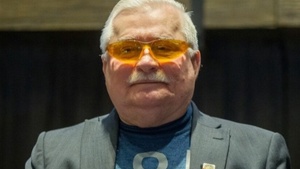 Wałęsa chory na COVID-19! Był ZASZCZEPIONY trzy razy! 