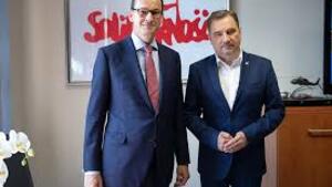 "Solidarność" ma przeprosić Komitet Obrony Demokracji za... prawdę o ubekach w jego szeregach