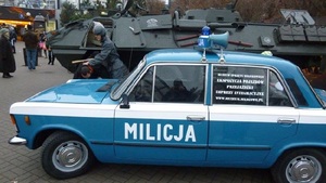 Rok 2014: ZOMO, MO, transportery oraz koksowniki na ulicach [ZDJĘCIA]