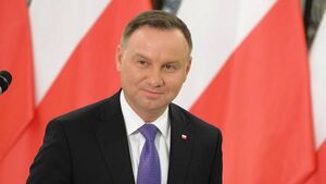 Andrzej Duda podpisał ustawę wprowadzającą OBOWIĄZEK akceptacji gotówki! 