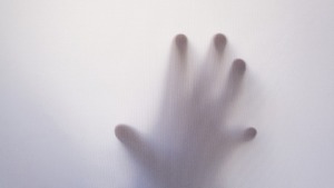 Państwo Evansowie opowiedzą  jak toczyli walkę o życie synka