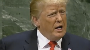 Trump o Kim Dzong Unie: "Zakochaliśmy się w sobie"