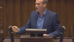 Paweł Kukiz: Wy chcecie te sądy upartyjnić, my je chcemy oddać obywatelom