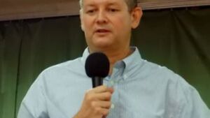 Profesor Marek Chodakiewicz przestrzega przed kosmopolitycznymi miliarderami wspierającymi lewicę