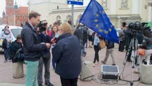 Human Rights Watch - UE musi bronić wartości i praw ludzi w Polsce