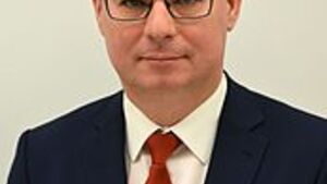 Rzecznik prasowy PO grozi Policji bo "źle" oszacowała liczbę uczestników marszu