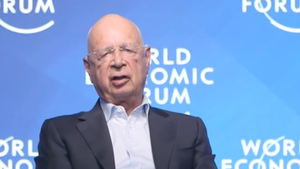 Szokująca wypowiedź założyciela Światowego Forum Ekonomicznego! "Wskaźniki Urodzeń muszą spaść". Schwab cieszy się z tzw. pandemii i dziękuje przywódcy Chin!