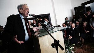 Mazowiecki będzie miał pomnik w Warszawie? PiS też tego chce