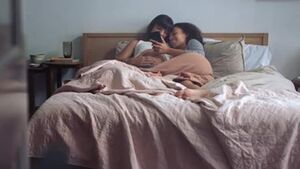 Dwie lesbijki czekają na dziecko - reklama w TVP