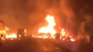 POTĘŻNY wybuch cysterny w stolicy kraju! Nie żyje 99 osób [WIDEO]