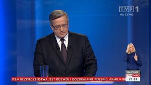 DEBATA: Komorowski czyta słowa "od serca"... z kartki!
