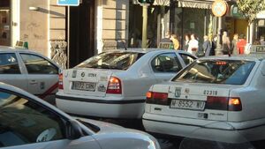 Madryt protestuje przeciwko Uberowi. Doszło do starć z policją