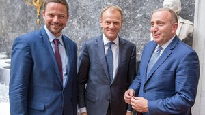 Trzaskowski deklaruje: "jestem katolikiem", ale krzyża w gabinecie nie powiesi...