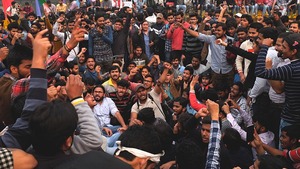 Na tropie korporasistów