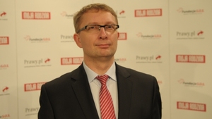 PRAWY.TV: Artur Górski (PiS) Przez ministra Sikorskiego wpisujemy się w politykę niemiecką