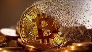 Bitcoin stracił 50% wartości. Czy to początek końca króla kryptowalut?