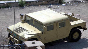 Amerykańskim żołnierzom znów nie wyszło - rozwalili busa i się poturbowali