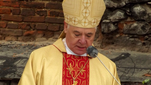 Kard. Müller: W adhortacji nie ma mowy o Komunii dla rozwodników