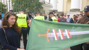 Warszawa: Marsz ku czci bohaterów 1920 zablokowany przez lewicę!