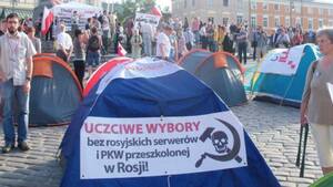 Dwudniowa pikieta Solidarnych 2010 na pl. Zamkowym. ZDJĘCIA!