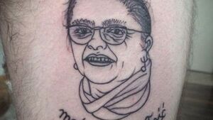 Tatuaż Pawłowicz na udzie internauty. Jest riposta!