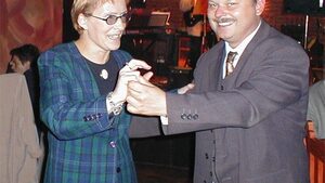 Pierwsza para poszła w tany. Mamy zdjęcie z 2001 roku!