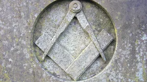 Pozyskał i opublikował masońskie tajemnice. Został skazany na rok więzienia i grzywnę