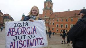 Antyaborcyjne pikiety skutecznie zakłóciły feministyczną manifę
