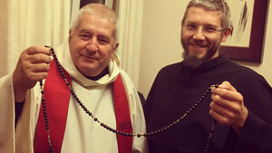Ojciec Jan Góra spocznie nad Jeziorem Lednickim