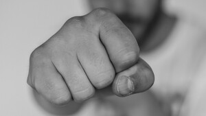 Jak z podzielonych Polaków zrobili motłoch