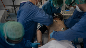 REKORD! Miał Covida przez... ponad  500 dni! Tak wskazały testy! 