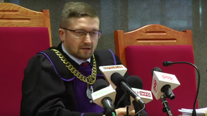 Sędzia Juszczyszyn unikął odpowiedzialności za przekroczenie szybkości dzięki legitymacji sędziowskiej