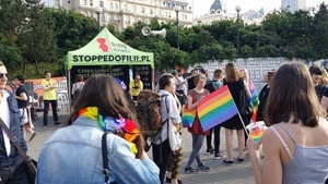 Już w Polsce. Oficjalnie. Homo rewolucjoniści promują przemoc wobec obrońców życia i rodziny