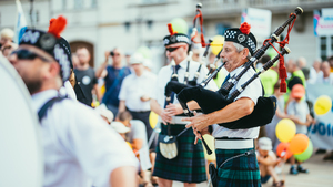 Tysiące osób na Marszach dla Życia i Rodziny w całej Polsce
