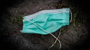 Dlaczego Dania znosi obowiązek noszenia maseczek w autobusach?