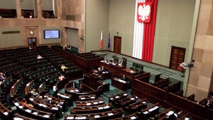 Po nam taka opozycja i tak duży Sejm (FELIETON)