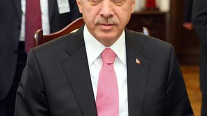 Turcja: USA nadal uzbrajają terrorystów w Syrii