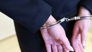 SZOK! 42-latka wyrzuciła psa przez balkon! Grozi jej do 5 lat więzienia