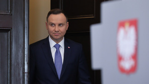 Prezydent odwiedził grób Lecha i Marii Kaczyńskich w  8 rocznicę katastrofy smoleńskiej