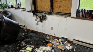 WŚCIEKŁY atak lewaków na prawicową organizację! Użyto koktajl mołotowa [WIDEO]