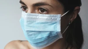 SZOK! Zrobili zdjęcie bez maseczek! Teraz mogą zapłacić... milion euro