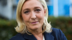 Marine Le Pen straciła immunitet za... zdjęcia obcinania głowy zakładnikowi