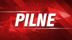 Papież Franciszek trafił do szpitala. "Problemy z..."