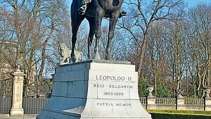 Czy Bruksela usunie pomniki zbrodniarza króla Leopolda?