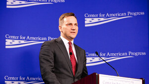 Sikorski: "Polska jest winna Ukrainie..."
