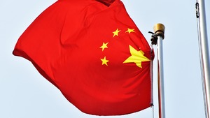 Chiny odpowiedziały na zarzuty, że sprzedają broń Rosjanom