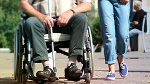 3200 zł nowego świadczenia. Rząd przyjął projekt ustawy