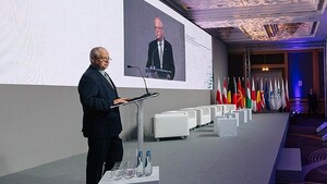 Niemcy chcą rękami Tuska zniszczyć NBP